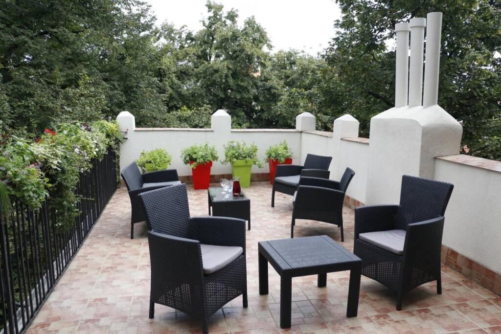Rock - Studio With 30M2 Terrace Belgrado Buitenkant foto